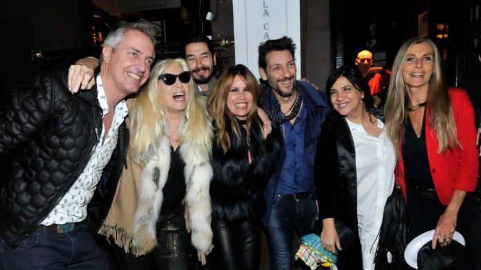 Marley rodeado de amigos muy famosos, festejó sus 45 años.