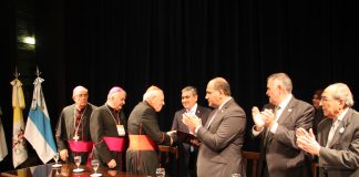 Alfaro en acto oficial apertura de Congreso Eucarístico