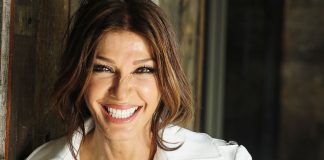 Cathy Fulop y Ova Sabatini se animaron a un selfie in photoshop.