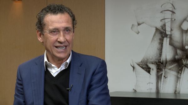 Valdano.00_02_44_21.Imagen-fija014