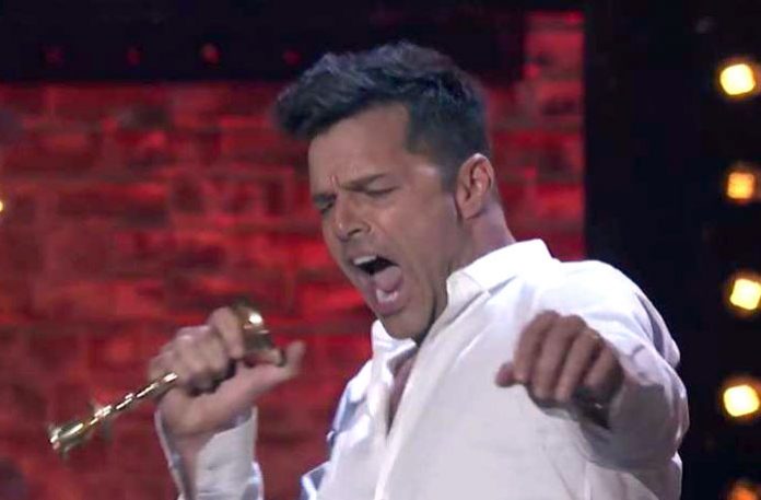 Ricky Martin protagoniza el adelanto de esta semana de 