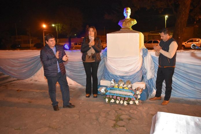 Acto por Evita en Alberdi