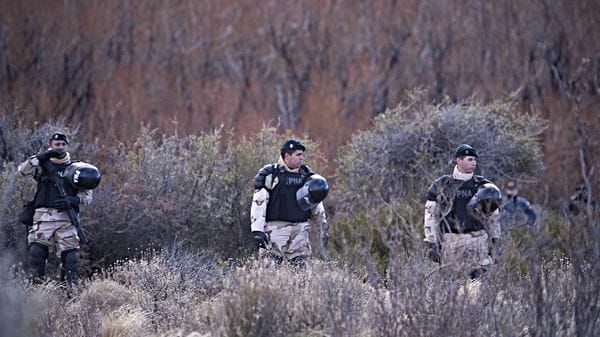 Comienzan-los-rastrillajes-para-dar-con-el-paradero-de-Santiago-Maldonado-1920-4