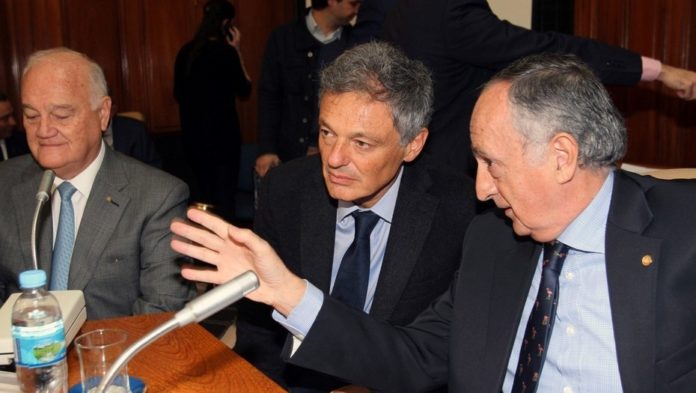 ry20kBmKf_930x525__1