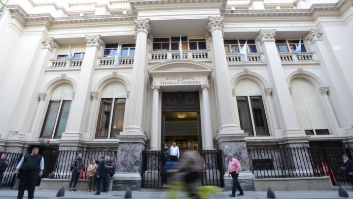 Sk2WTpdAM_930x525__1