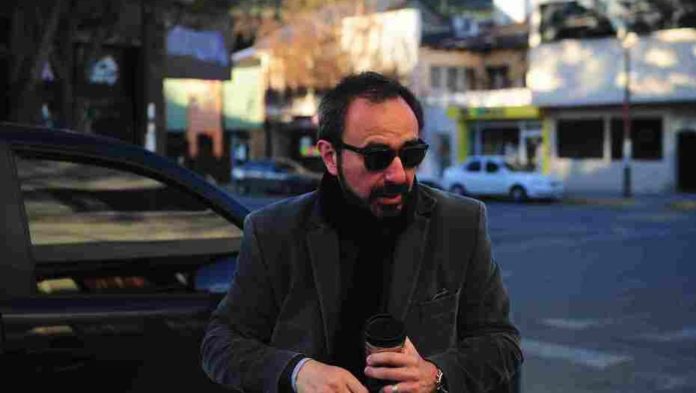 SycAtgjRf_930x525__1