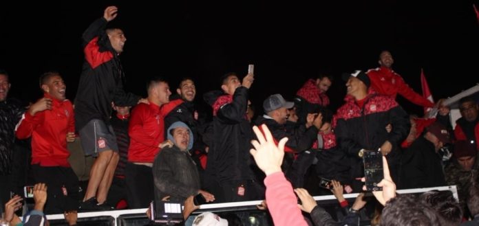 B1Vvhczg7_1000x472__1