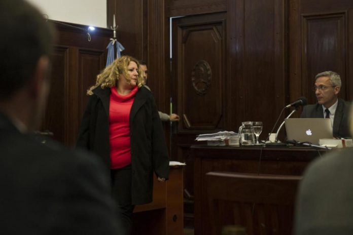 776420_201807042310390000001