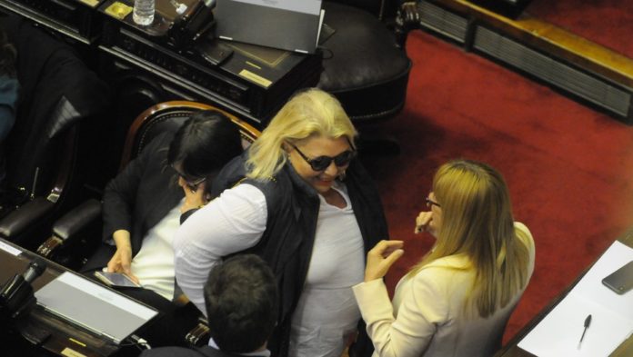 Elisa Carrió en Diputados 4-10-2018