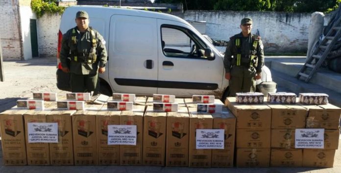 Gendarmes en un procedimiento