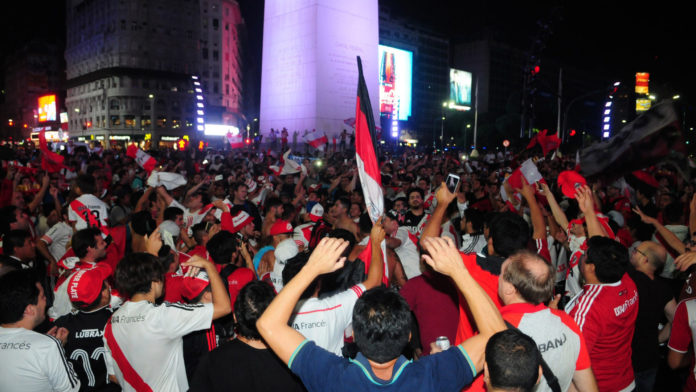 Boca River - copa festejos Obelisco Festejos en el obelisco porteño
