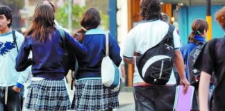 Alumnos de colegios de Tucumán