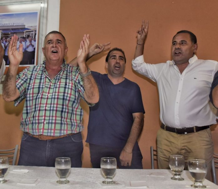 Osvaldo-Jaldo- con-la-Burra-Sergio-Mansilla