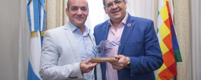 Premio-de-la-democracia-a-Lichtmajer