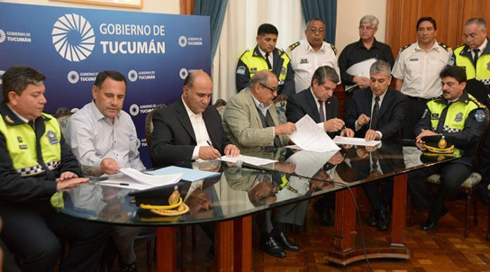 Manzur-paritarias-policia-LS