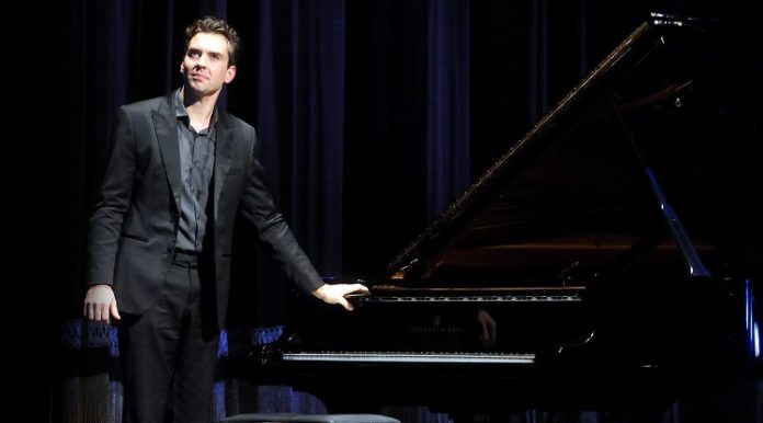 GORAN FILIPEC. REDACCION LC (Rosario - Argentina - Tags: Espectáculos)