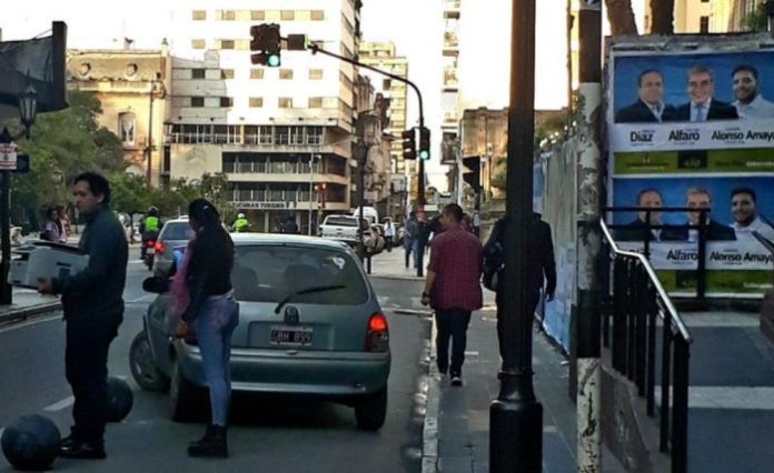 Semipeatonal-25-de-Mayo