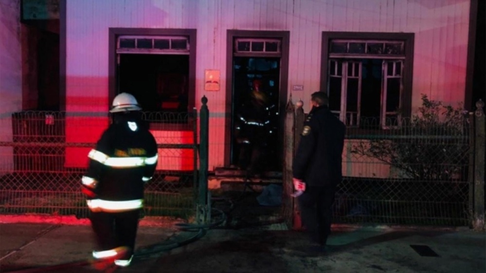 iglesia-ladron-llamas