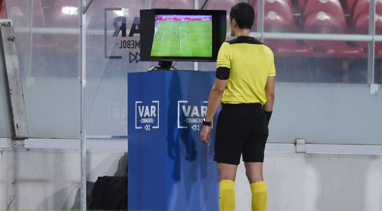 futbol-var futbol-var.png