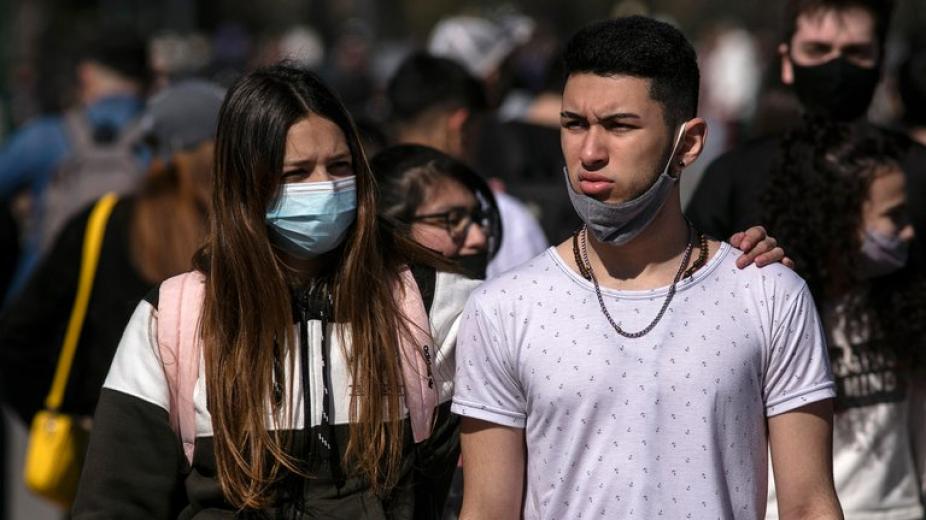 926x0_276589_20211001041220 barbijo