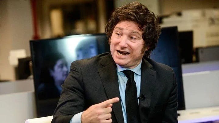 32488_aa_aa_amilei milei