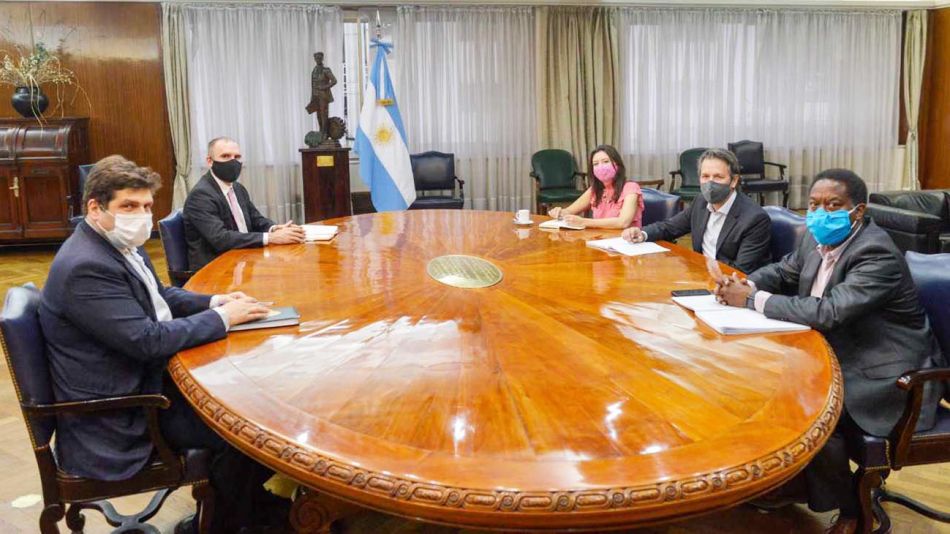 guzman-se-reunio-con-mision-del-fmi-20201110-1074964 guzman