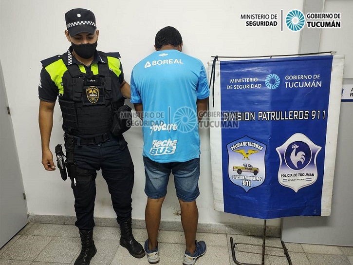 220222082224_51493 taxista