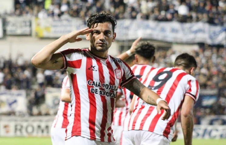 Tucuman_640x400_acf_cropped santo