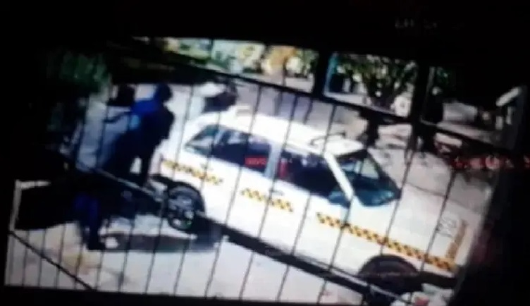 2c9f17a6-c0f5-4049-a0b9-1b8e0b42ddb4 robo