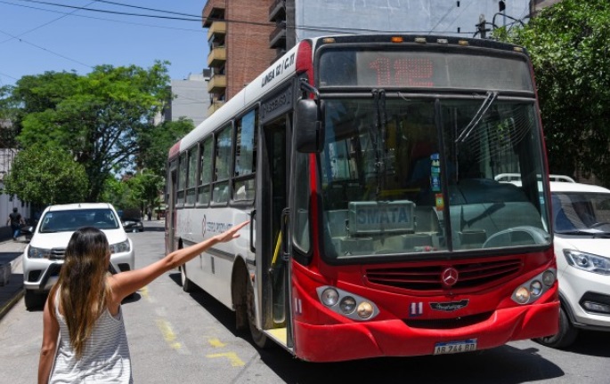 15b1052d-1570-496f-9ff9-9beeed7b6677 colectivos