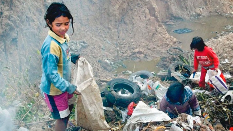 6pi1n1qz-720 pobreza