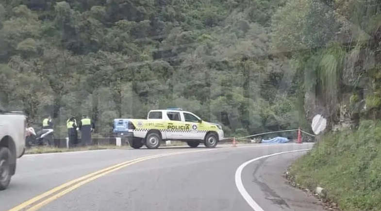 7a63857f-6ff5-4cdc-aa75-0aee1ccc42ed choque