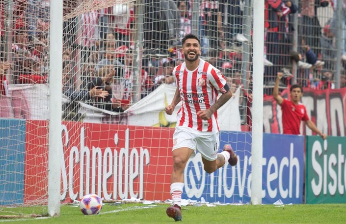 7a63857f-6ff5-4cdc-aa75-0aee1ccc42ed santo