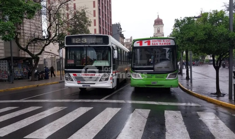818x460_200229224249_35179 colectivos