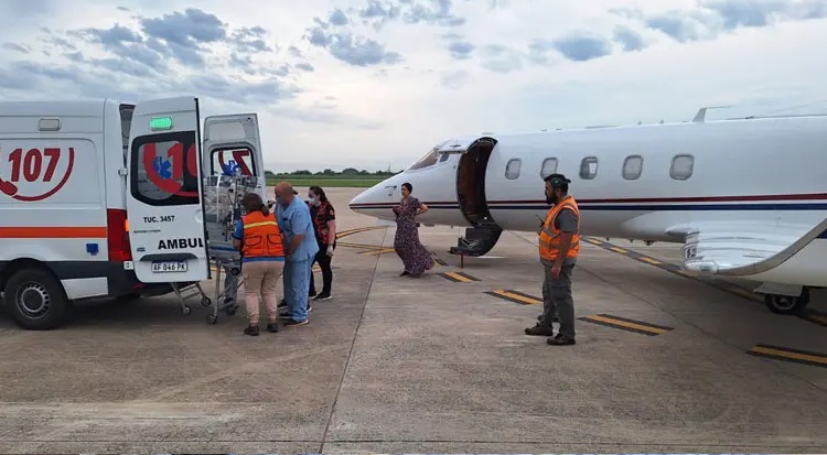 648a0c36-ce20-44d0-82a2-bc0e38373198 avion