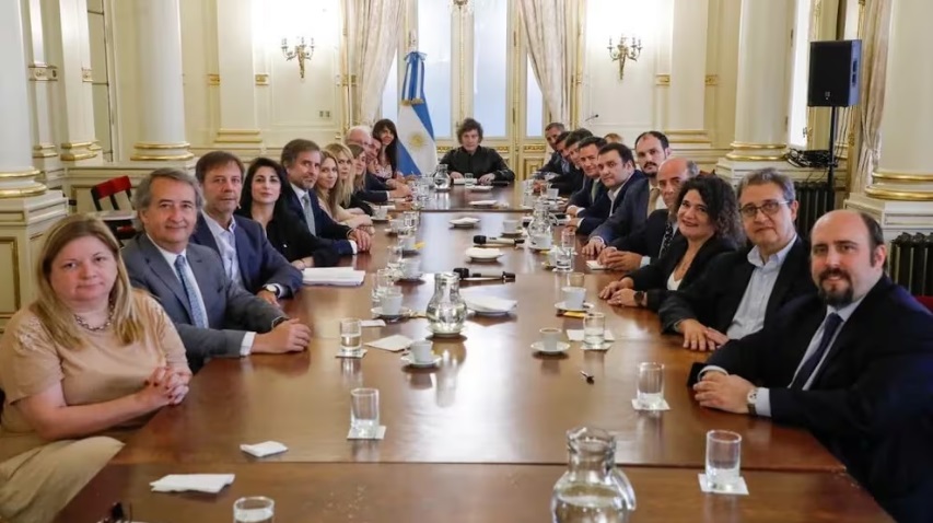 648a0c36-ce20-44d0-82a2-bc0e38373198 milei