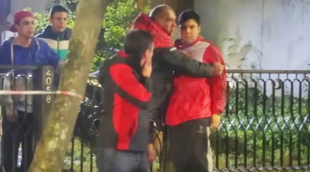 066de4ce-43a2-4478-aed4-08a10ac28eae ale