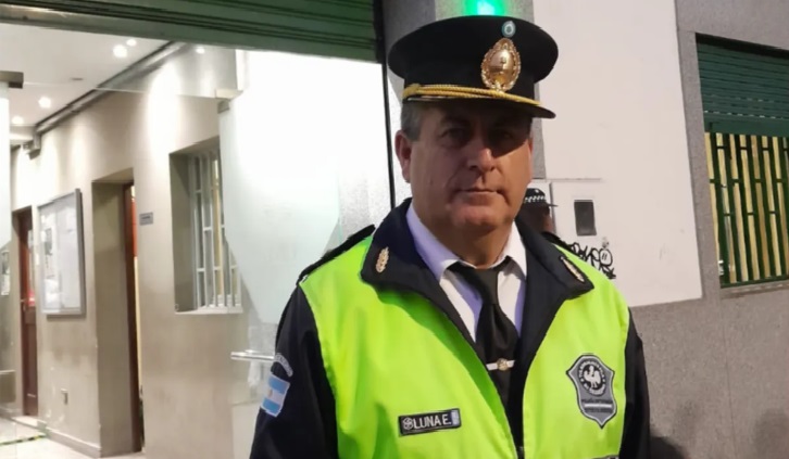 066de4ce-43a2-4478-aed4-08a10ac28eae policia