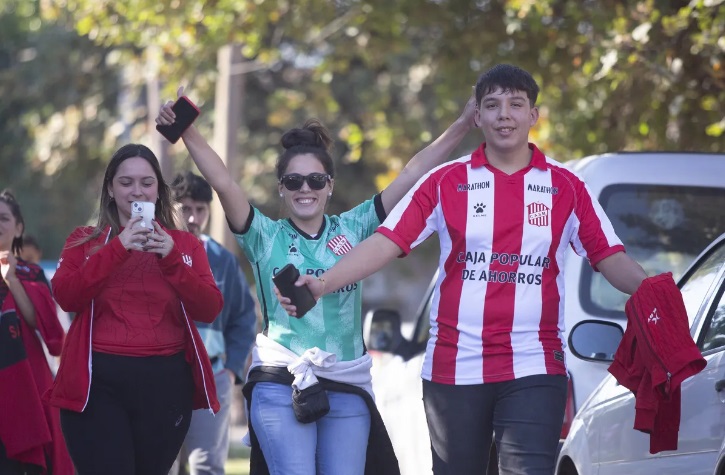 066de4ce-43a2-4478-aed4-08a10ac28eae santo