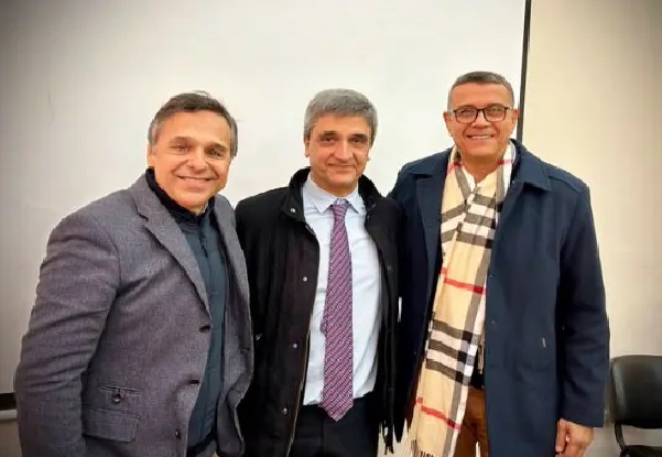 066de4ce-43a2-4478-aed4-08a10ac28eae yedlin