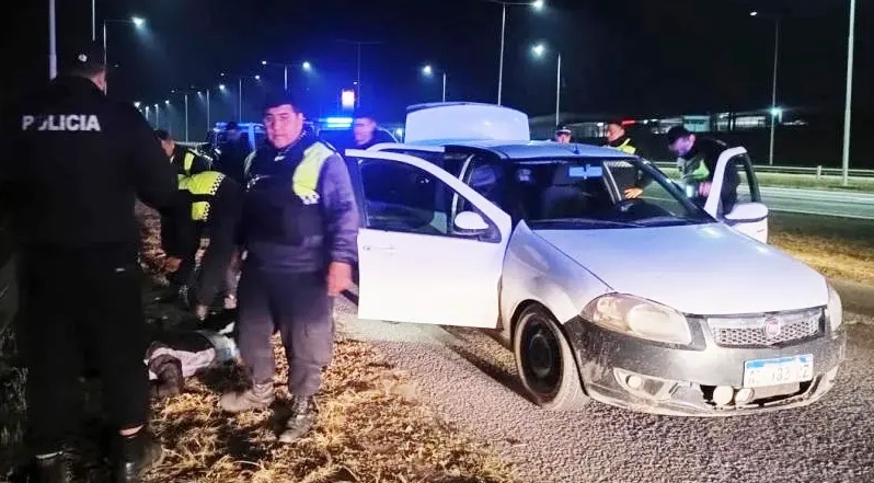 2e6309c2-e94a-427d-94a6-20a93236d82e robo