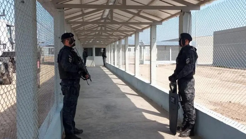 0ede68ca-dbc9-4d2f-91f7-8c70f0dd8302 carcel