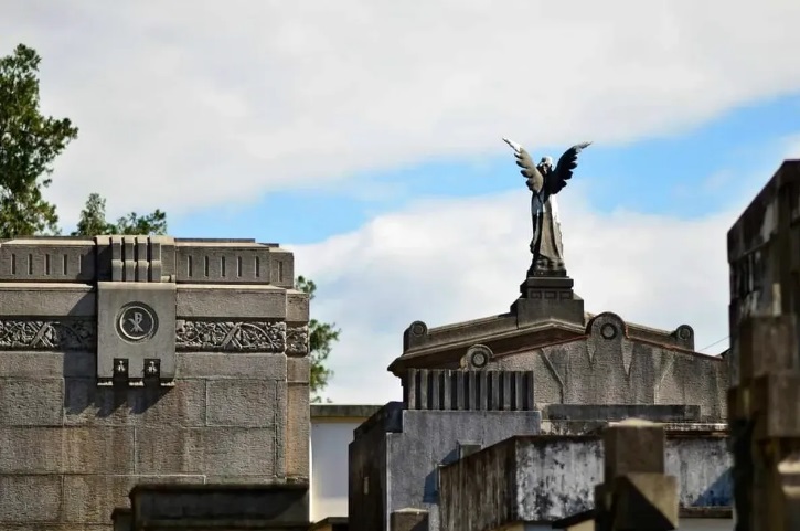 6692ebf5-7056-4eec-be15-5a90c0bdbd32 difuntos