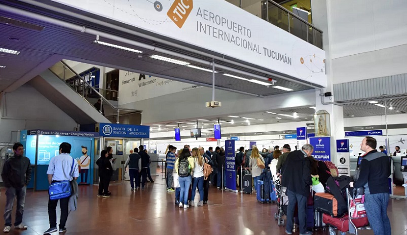 6692ebf5-7056-4eec-be15-5a90c0bdbd32 aeropuerto