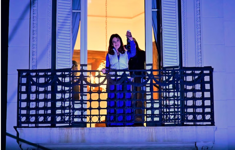 6692ebf5-7056-4eec-be15-5a90c0bdbd32 cristina