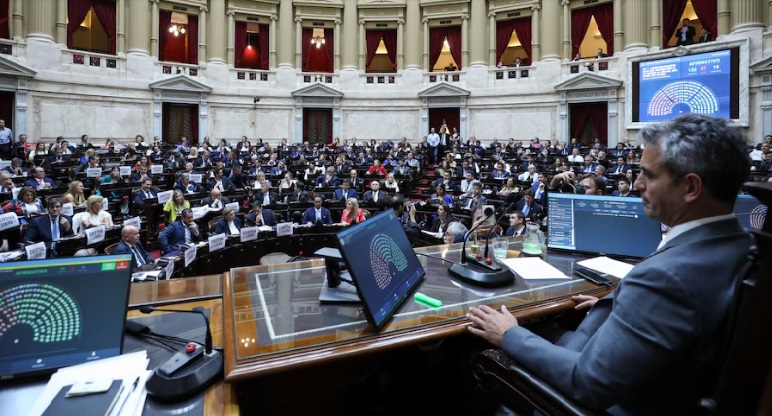 6692ebf5-7056-4eec-be15-5a90c0bdbd32 diputados