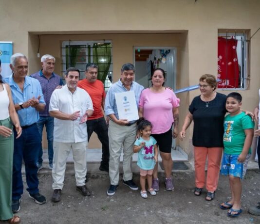 Acevedo recorrió obras de infraestructura, salud y vivienda en Amberes acevedo
