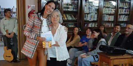 Inés Cortón Un lugar llamado palabra chica