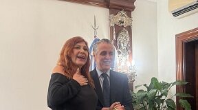 Julio Lazarte inició la narración de “Secretos entre el lodo” de la santiagueña Magui Montero