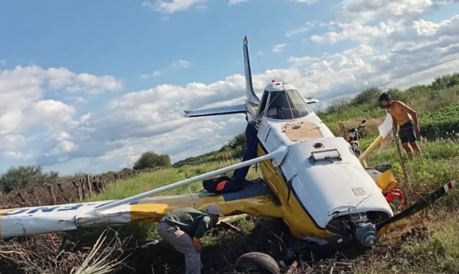 6692ebf5-7056-4eec-be15-5a90c0bdbd32 avion